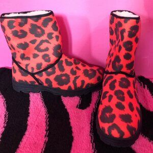 RARE RED ORANGE LEOPARD ANIMAL PRINT FUR LINED WINTER BOOTS SIZE 7.5